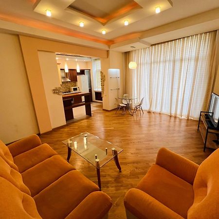 Four Seasons Apartment By Baku Housing Dış mekan fotoğraf