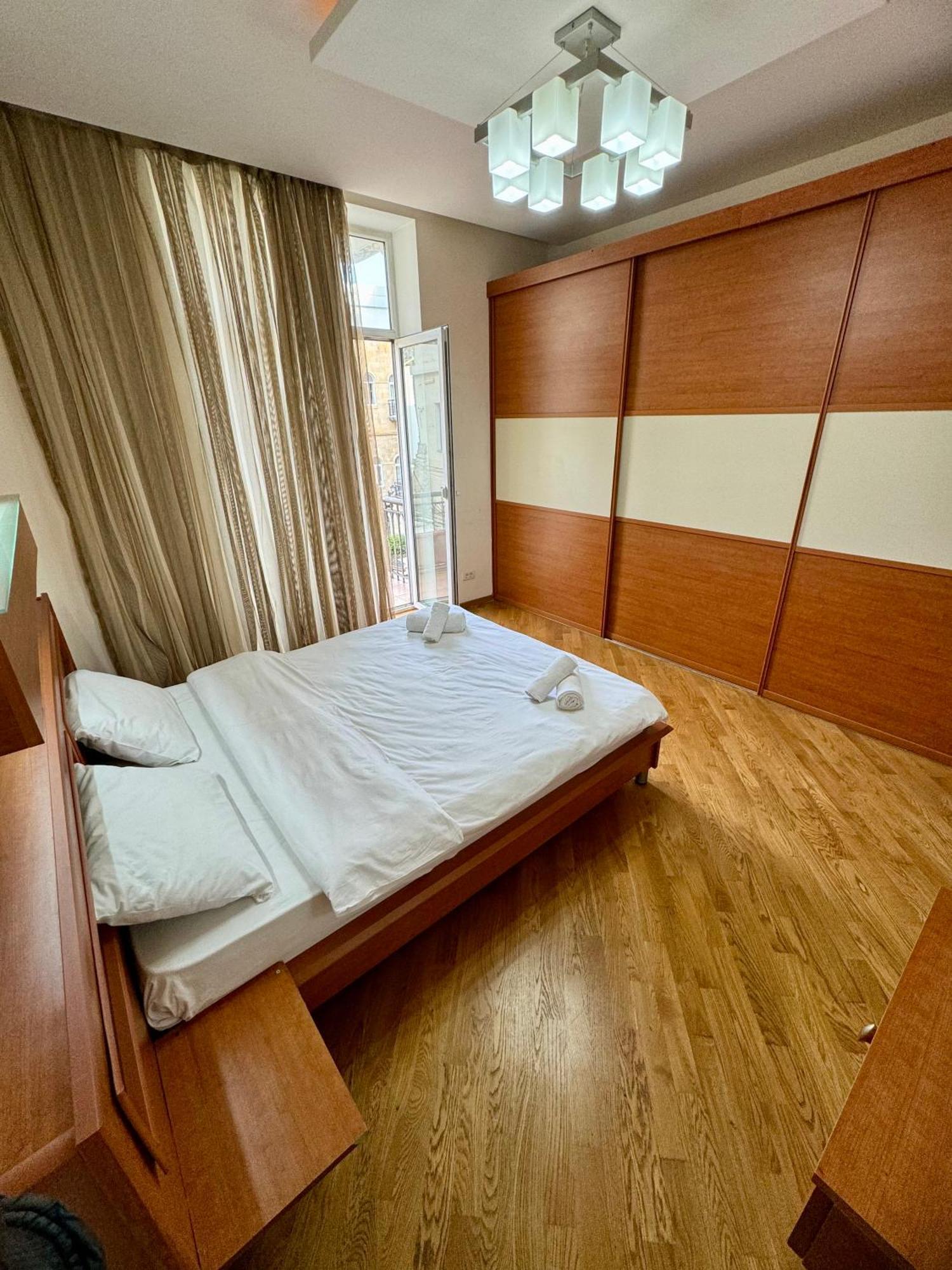 Four Seasons Apartment By Baku Housing Dış mekan fotoğraf