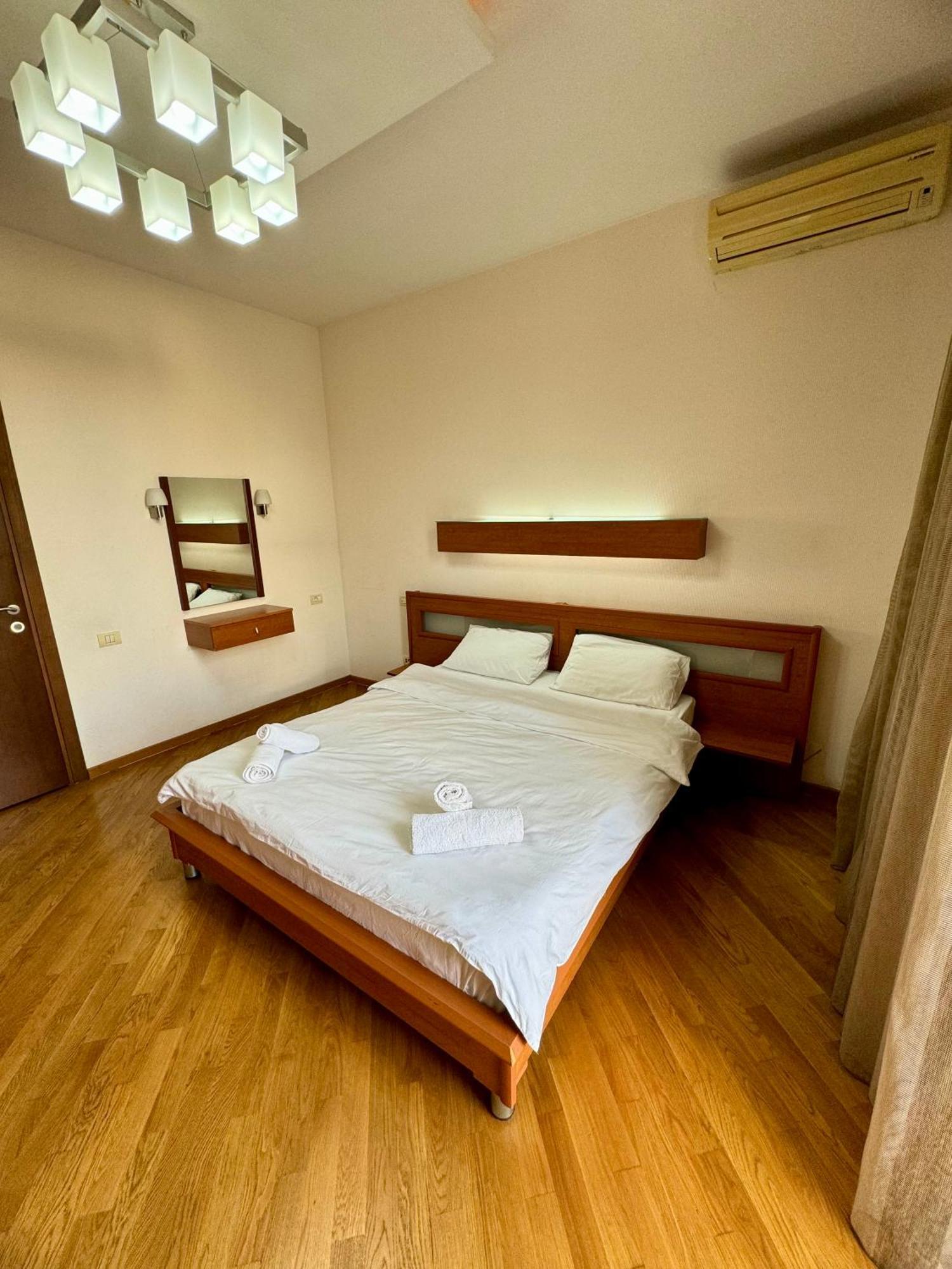 Four Seasons Apartment By Baku Housing Dış mekan fotoğraf