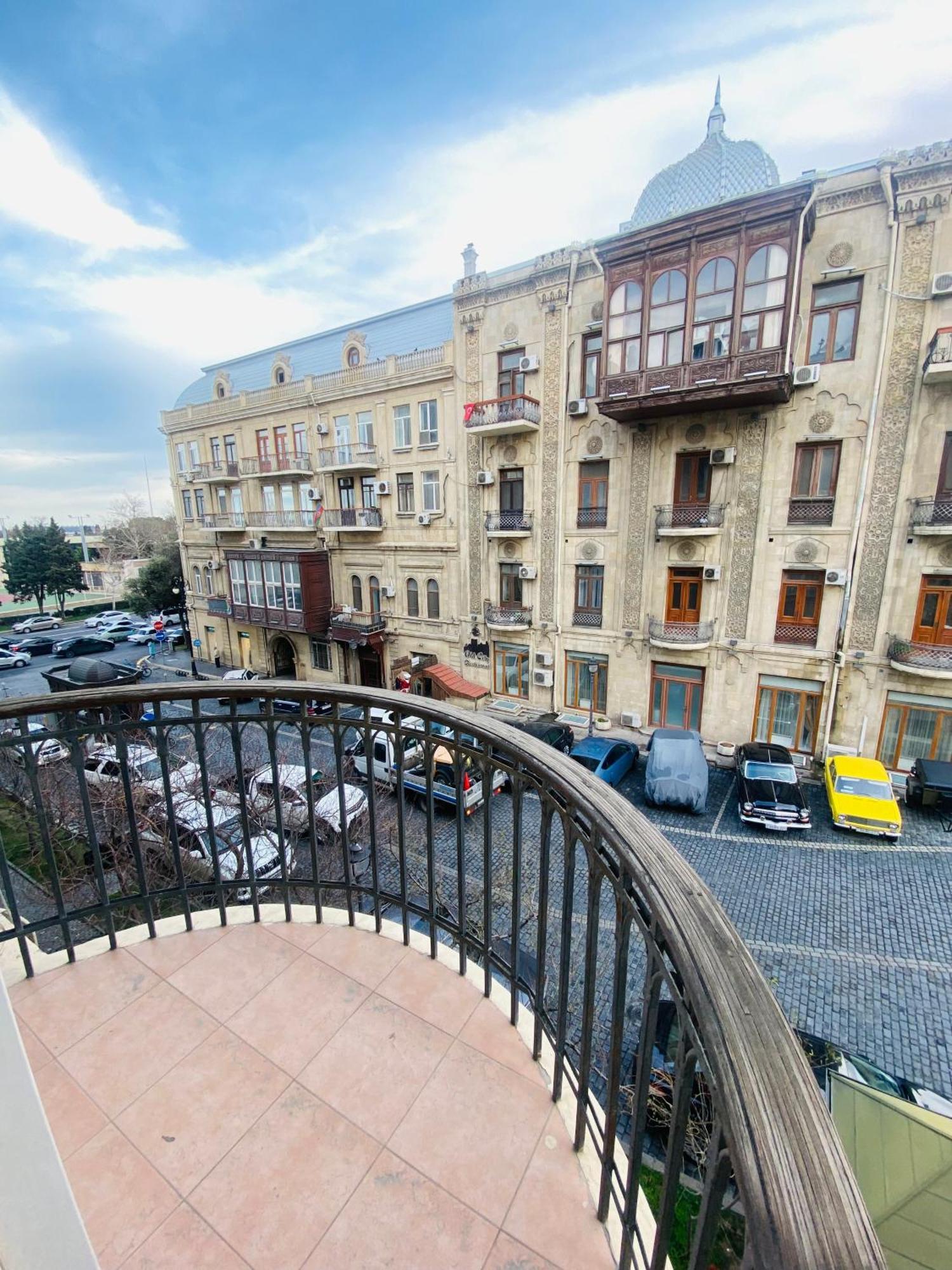 Four Seasons Apartment By Baku Housing Dış mekan fotoğraf